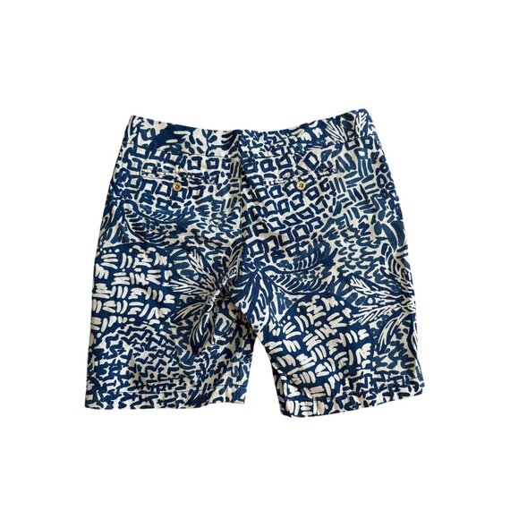 LILLY PULITZER Blue White Animal Print 10" Chipper Shorts Size 8 - Picture 3 of 7